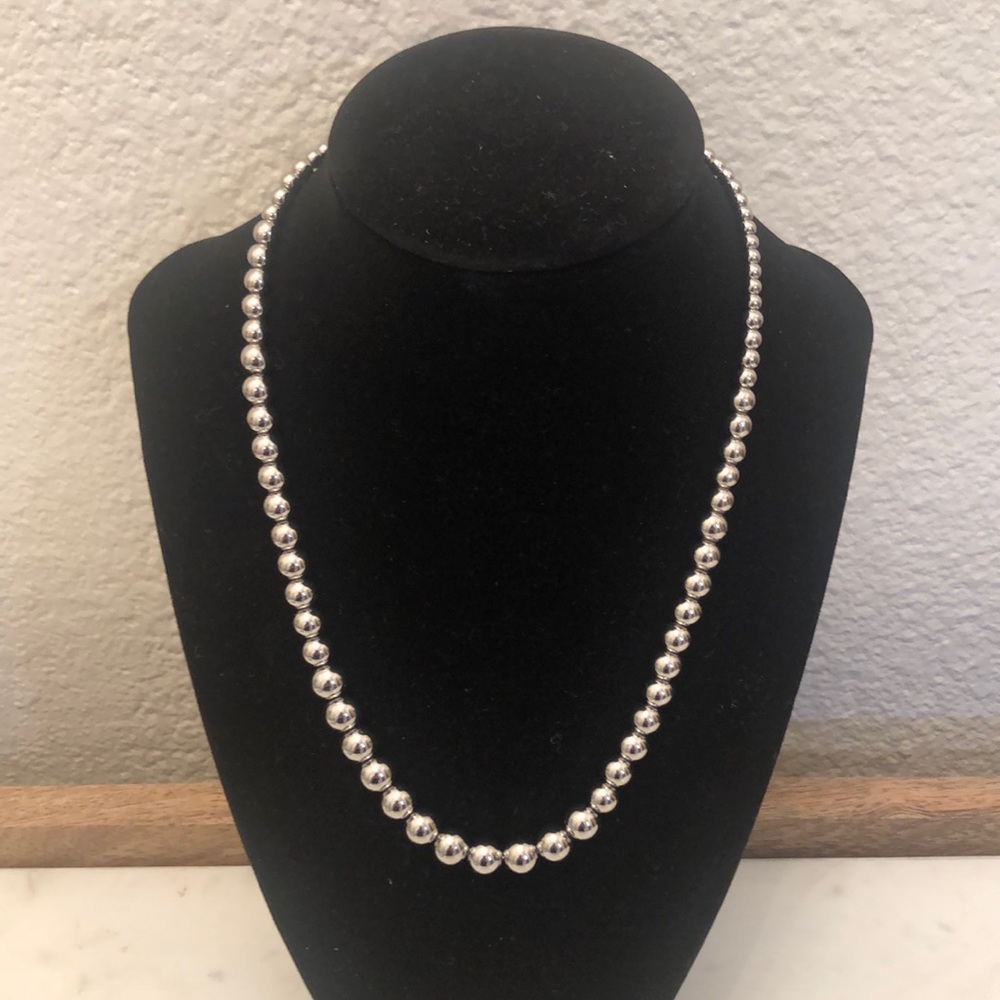 New with tag Loft outlet adjustable Silver Pearl necklace